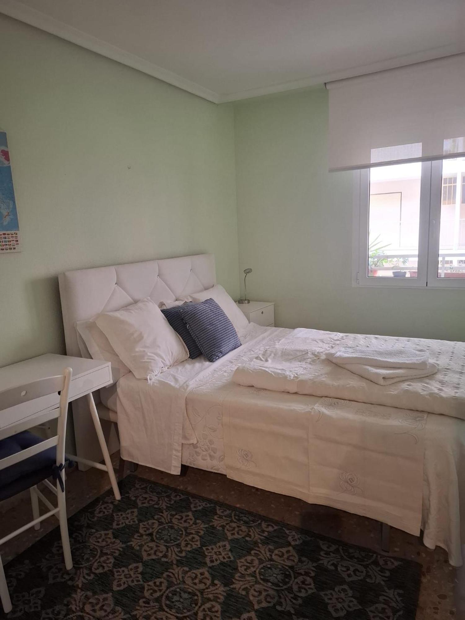 Private Room In A Shared Flat In Castellon Castellon de la Plana Bagian luar foto